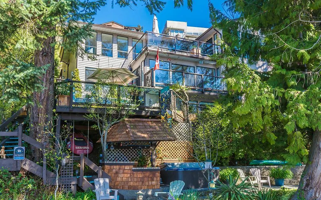 Long Lake Waterfront Bed And Breakfast Nanaimo