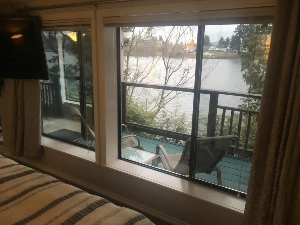 Long Lake Waterfront Bed And Breakfast Nanaimo