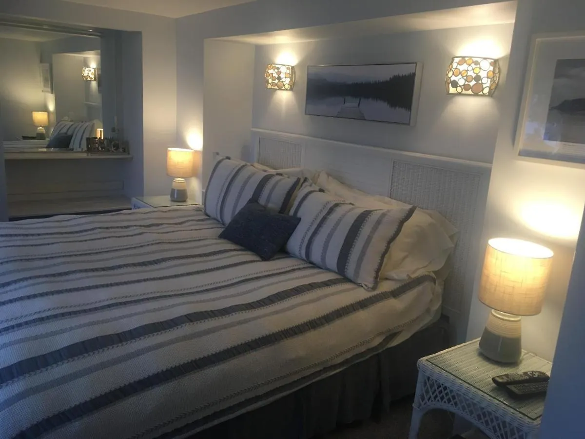 Long Lake Waterfront Bed And Breakfast Nanaimo